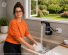 Torneira Elétrica Fame Elegance 4T de Parede 220V 5400W Preta/Branca