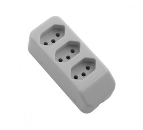 Tomada Móvel Múltipla 2P+T 20A/250V~ - Tripla - Cinza FAME