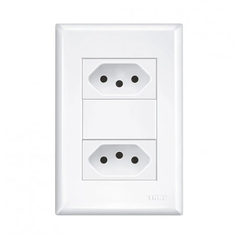 2 TOMADAS PADRAO 2P+T DISTANCIADA 10A COD 1353 FAME